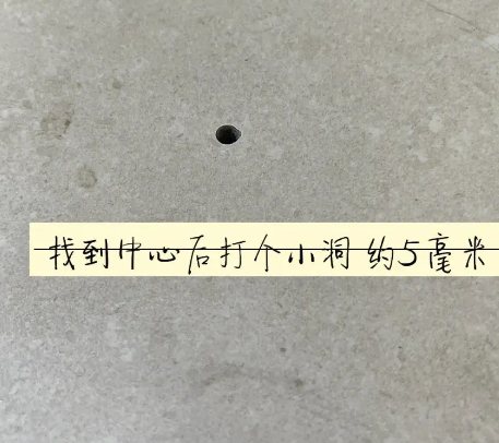 泽州瓷砖空鼓维修公司专业解答在瓷砖铺贴过程中，如果砂料搅拌不均匀，将会带来以下问题